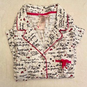 La Senza Flannel Pajamas (white w/h black writing)